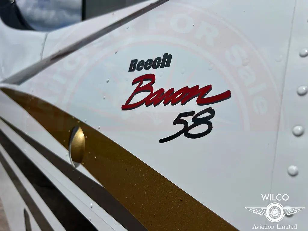 Raytheon BE58 Baron, fotografía 67 de 68