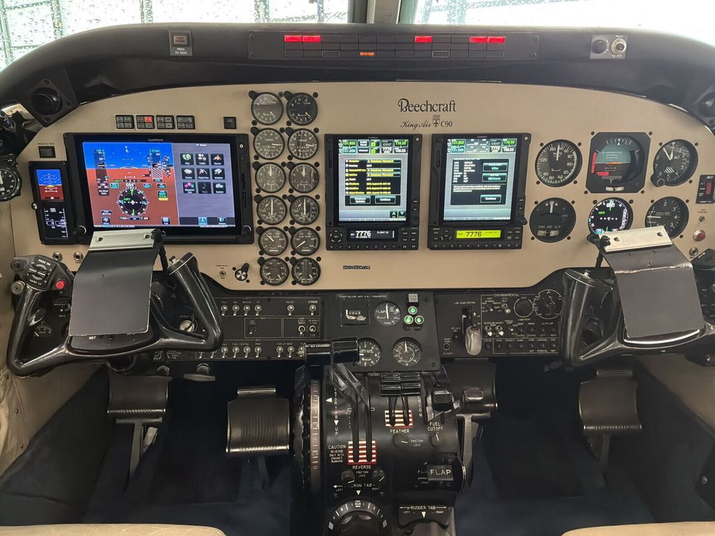 Beechcraft C90, fotografía 2 de 6