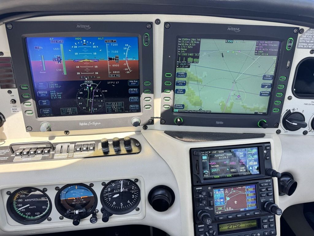 Cirrus SR22, fotografía 9 de 9