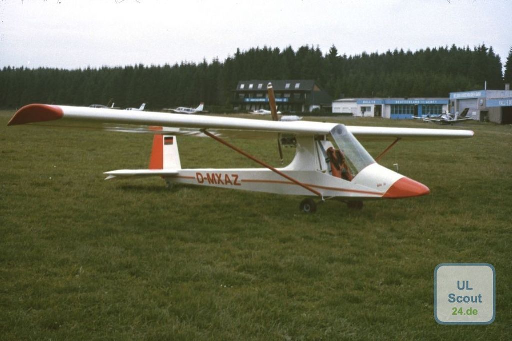 Götz 50, photograph 1 of 4