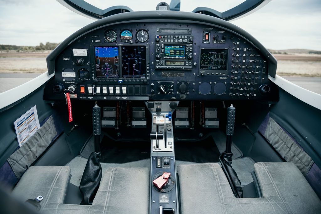 Aquila AT01, fotografía 1 de 6