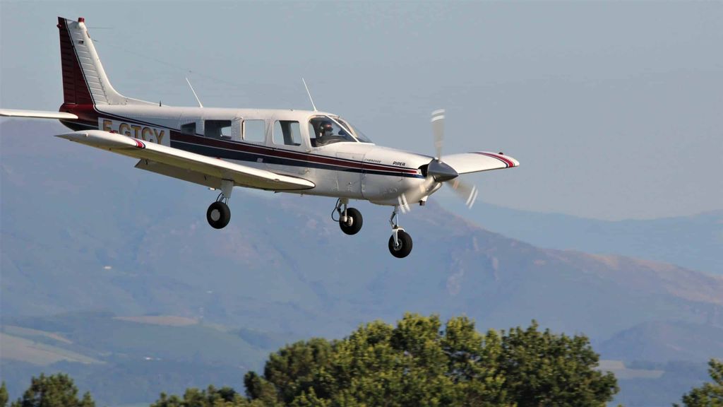 Piper PA-32, fotografía 1 de 5