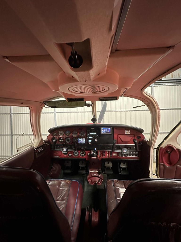 Piper PA-32, fotografía 4 de 5