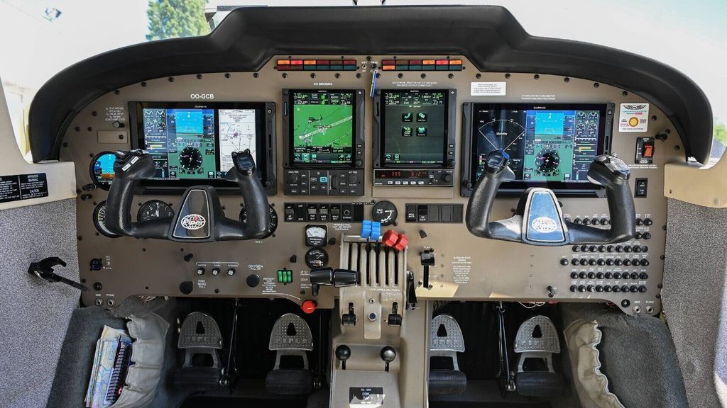Piper Seneca V, fotografía 11 de 20