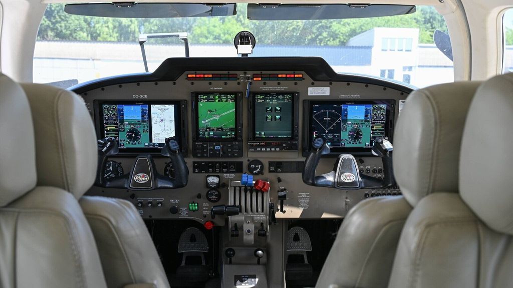 Piper Seneca V, fotografía 15 de 20