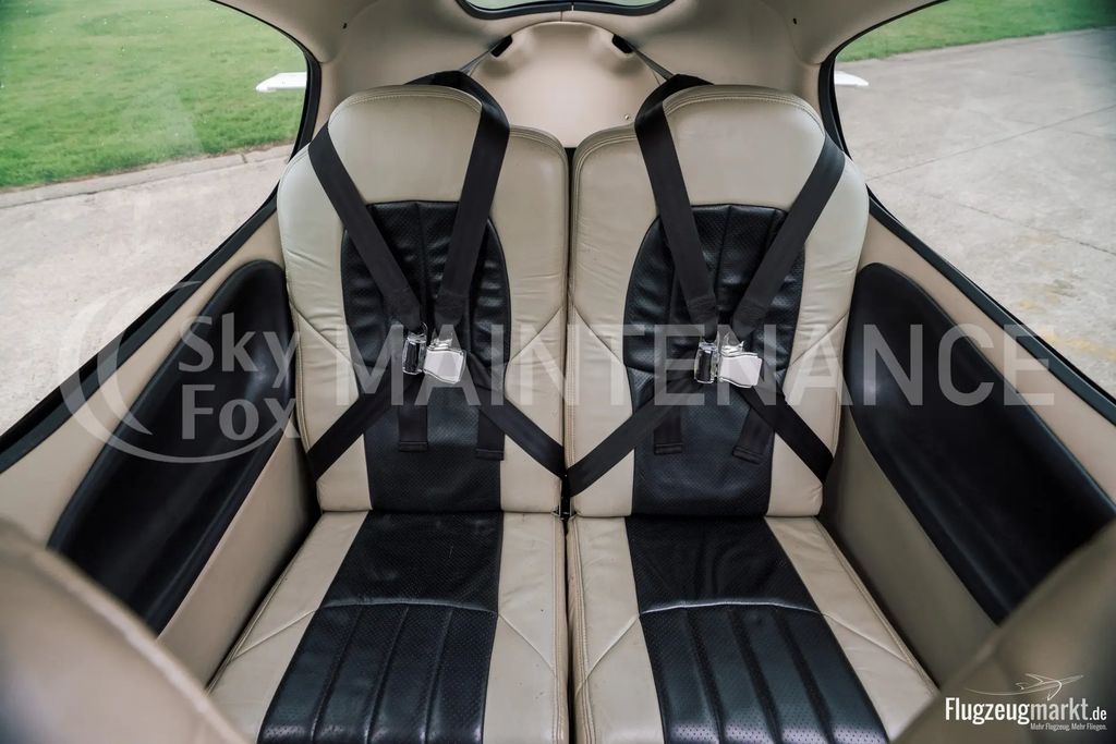 Cirrus SR20, fotografía 11 de 11
