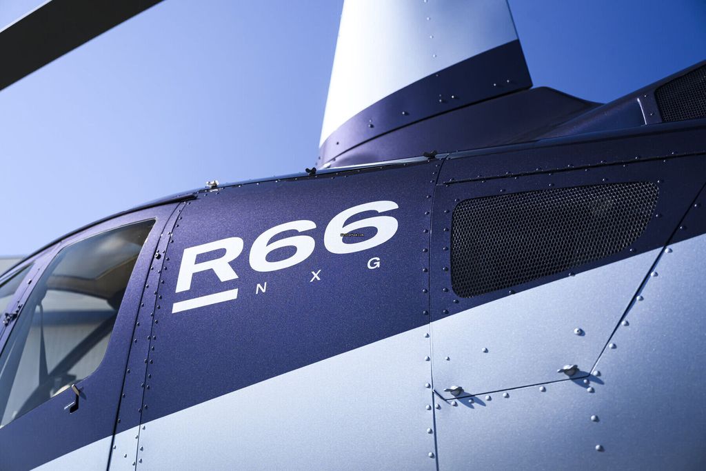 Robinson R66, fotografía 6 de 10