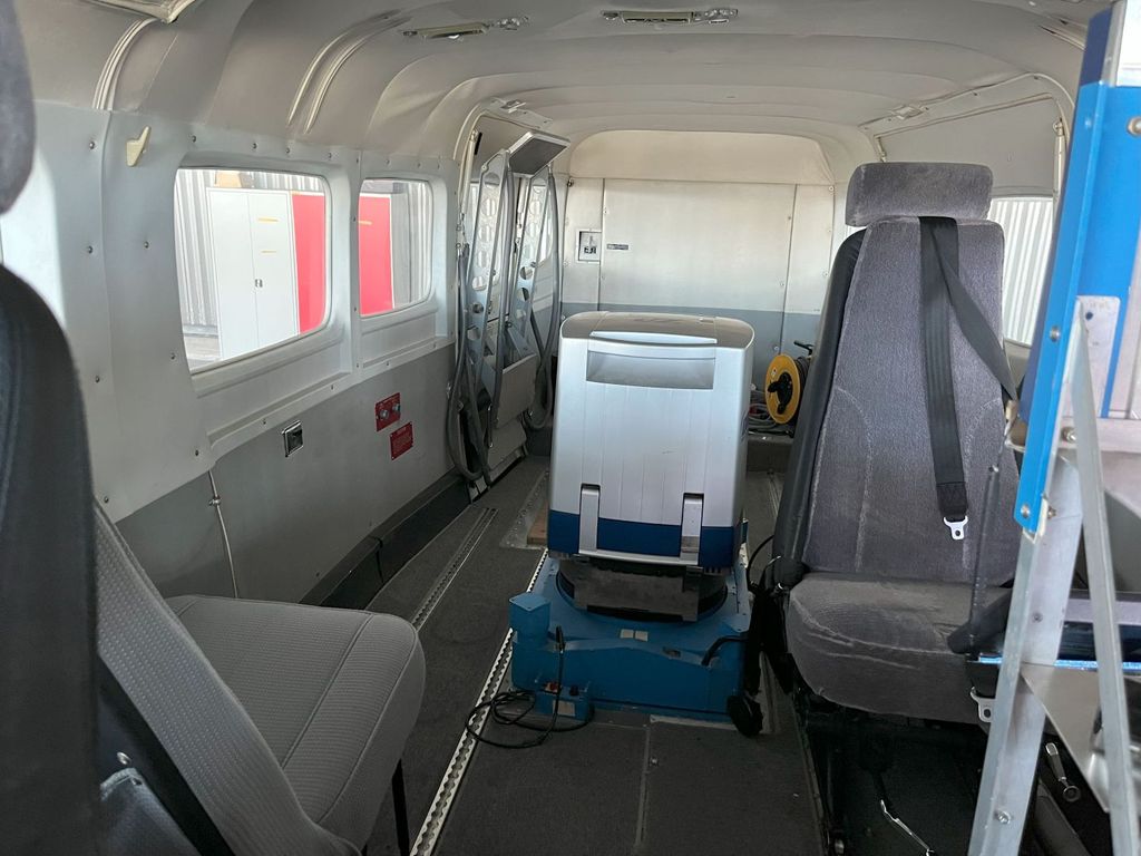 Cessna 208 Cargomaster, fotografía 7 de 10