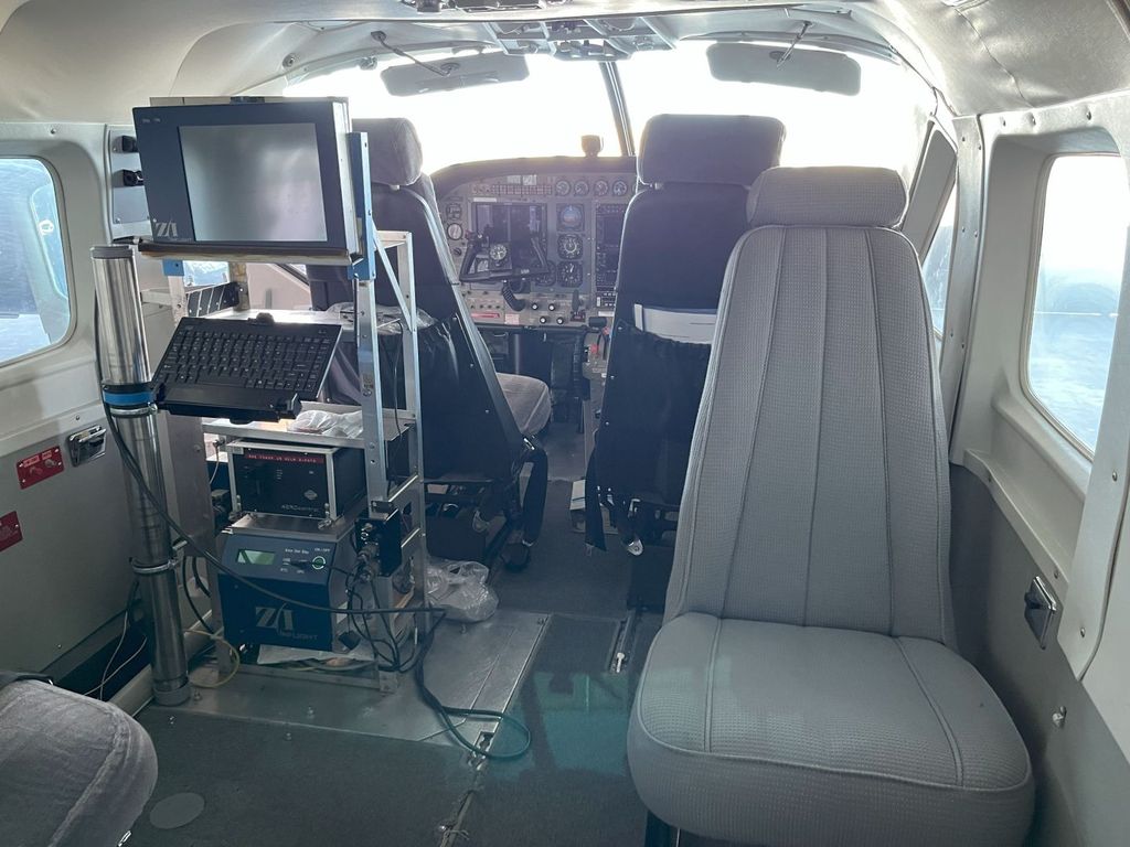 Cessna 208 Cargomaster, fotografía 8 de 10