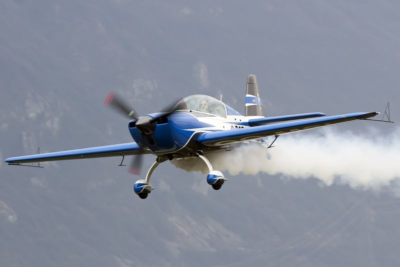 Extra EA-300 LT, fotografía 5 de 7