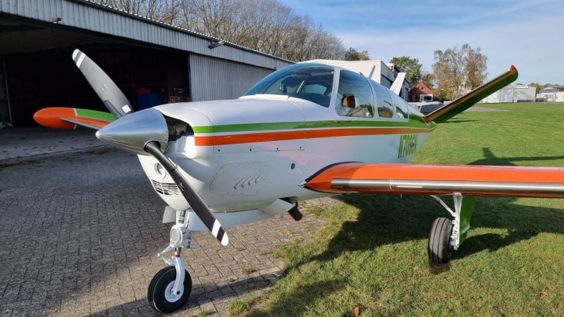 Beechcraft Bonanza V35A TC Turbo, fotografía 4 de 10
