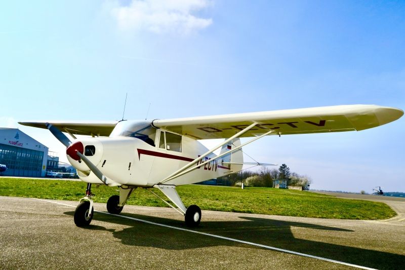 Piper PA-22 Tri-Pacer, Colt 108, fotografía 1 de 10