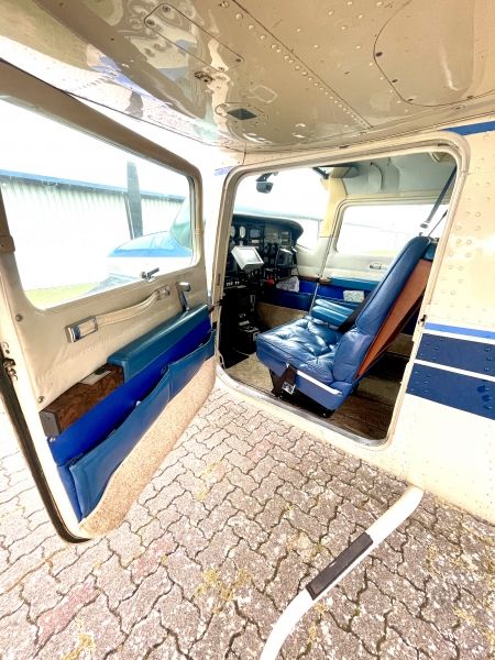 Cessna 210 Centurion T210N Centurion II, fotografía 6 de 10