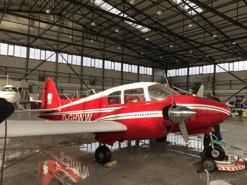 Piper PA-23 Apache, fotografía 8 de 10