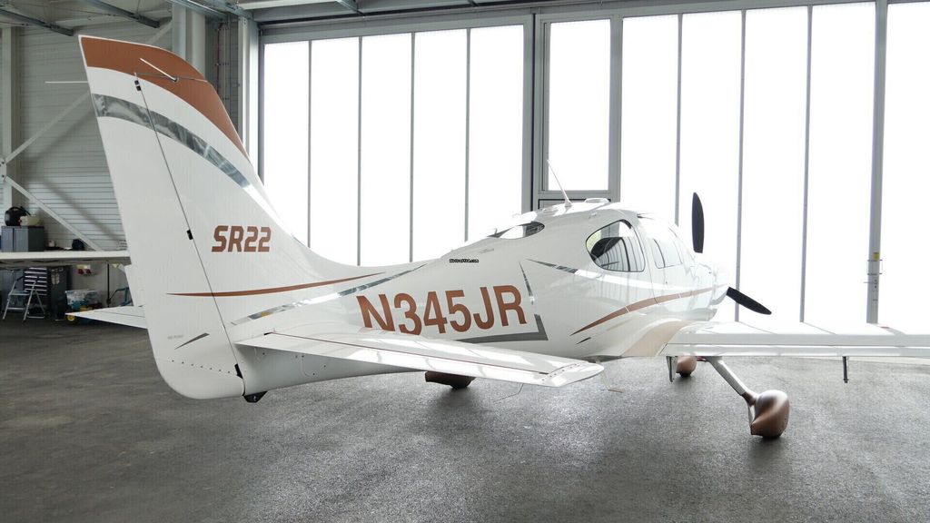 Cirrus SR22, fotografía 6 de 18