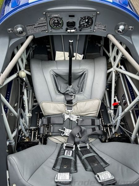 Extra 330LT, fotografía 3 de 9
