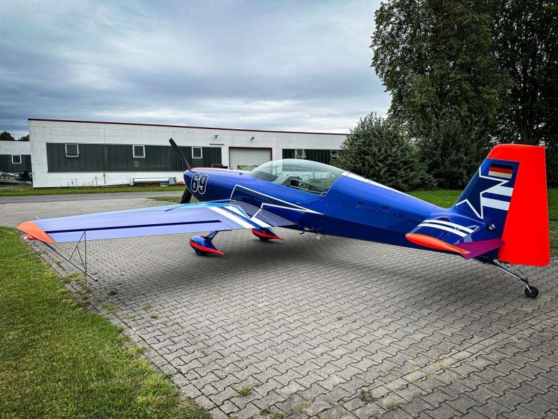 Extra 330LT, fotografía 7 de 9