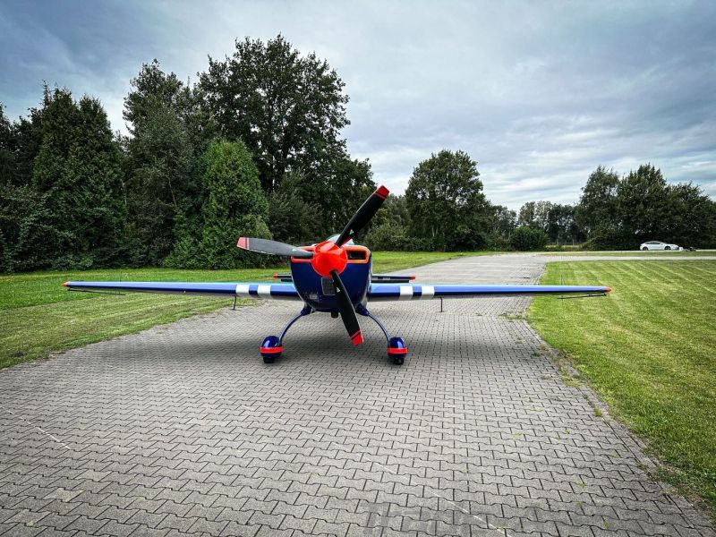 Extra 330LT, fotografía 9 de 9