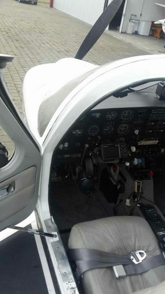 Aero Commander Commander 114, fotografía 7 de 9