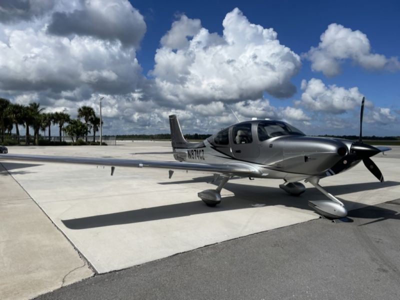 Cirrus SR22 G6, fotografía 1 de 7
