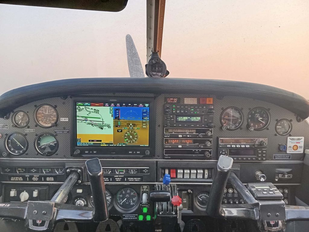 Piper PA-28, fotografía 3 de 9