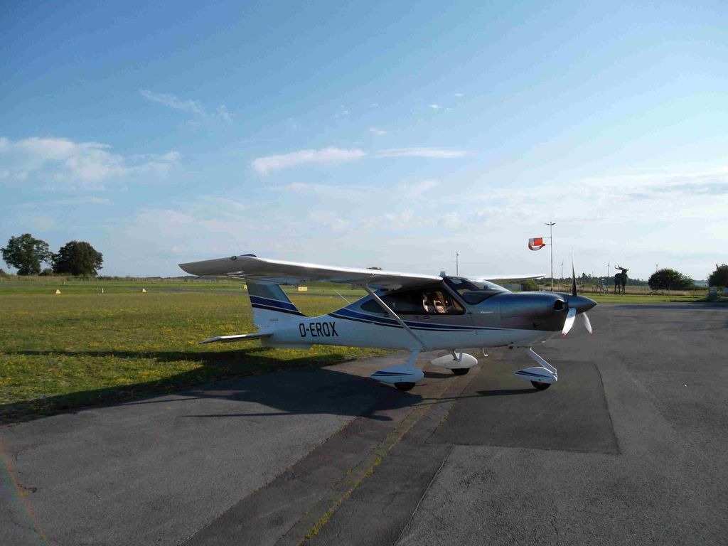 Tecnam P2010 P2010TDI, fotografía 2 de 8
