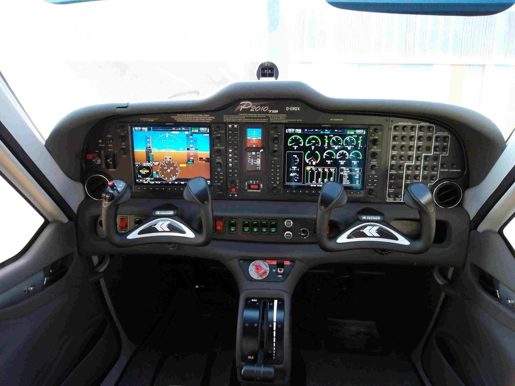 Tecnam P2010 P2010TDI, fotografía 7 de 8