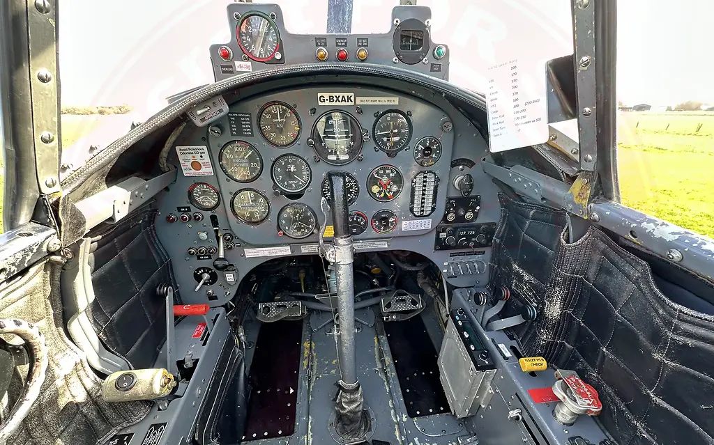Yakovlev Yak-52, fotografía 8 de 10