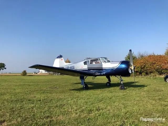 Yakovlev YAK 18T, fotografía 1 de 4