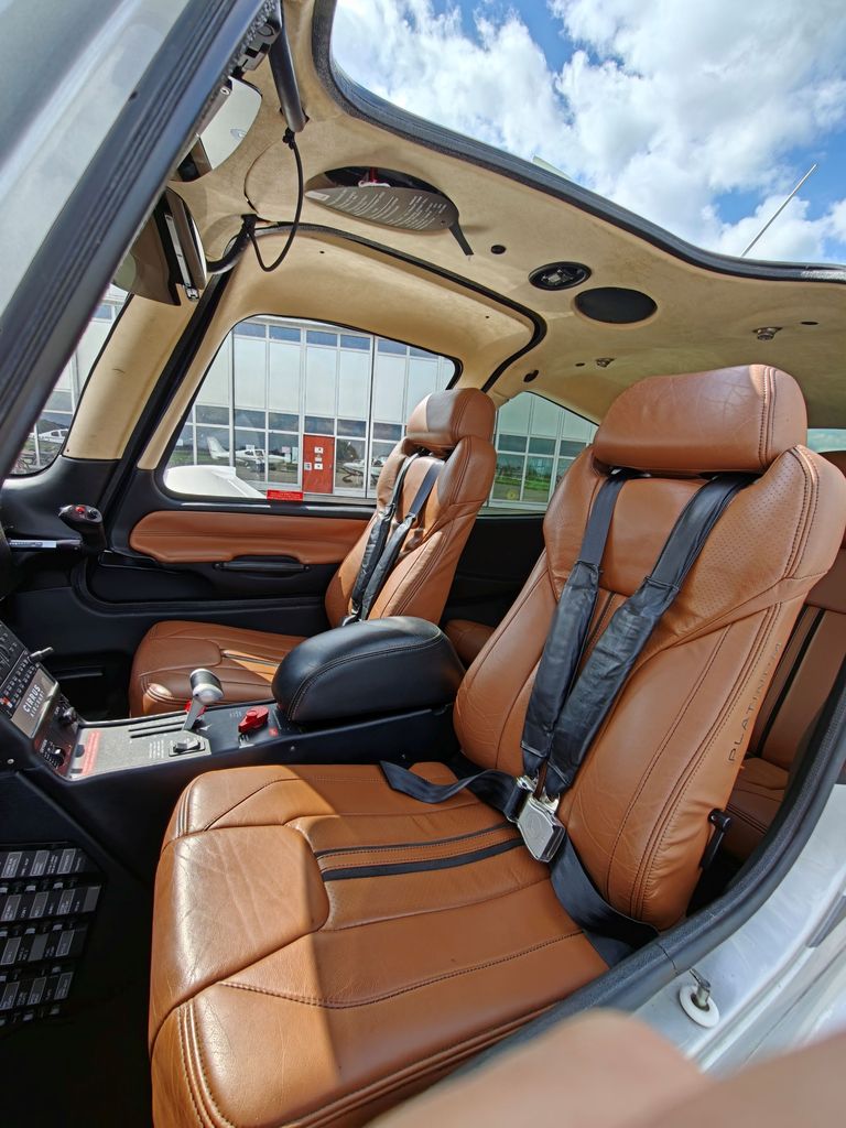 Cirrus SR22 SR22T GTS, fotografía 5 de 8