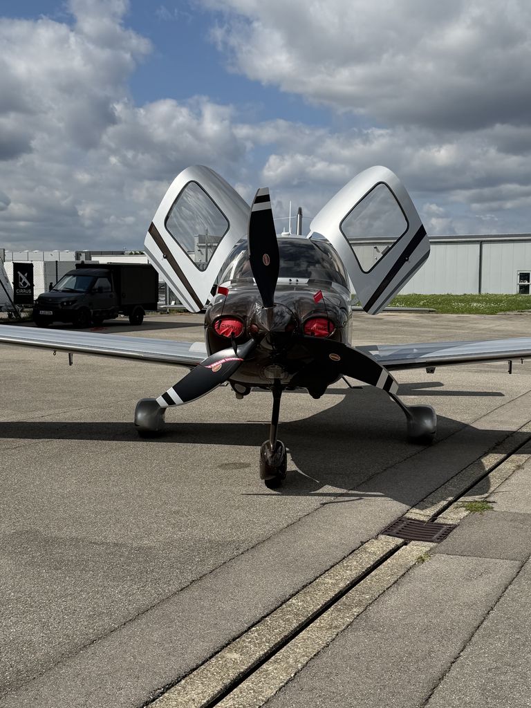 Cirrus SR22 SR22T GTS, fotografía 8 de 8
