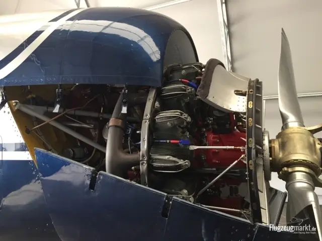 Yakovlev YAK 18T, fotografía 4 de 4