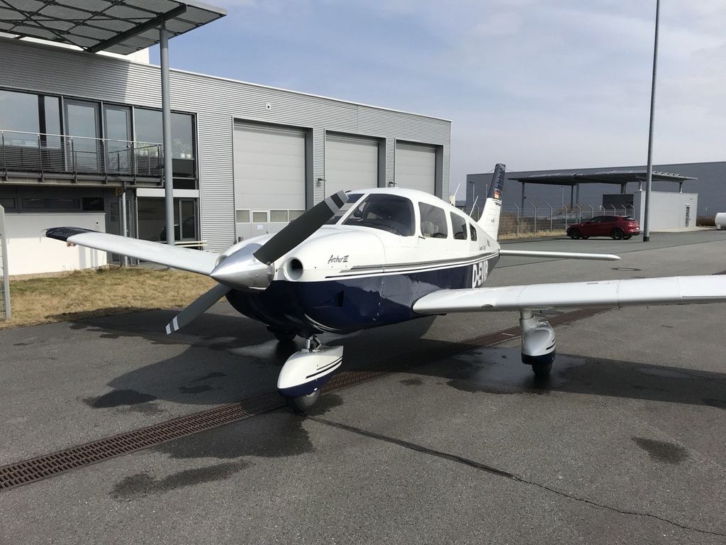 Piper PA-28, fotografía 1 de 4