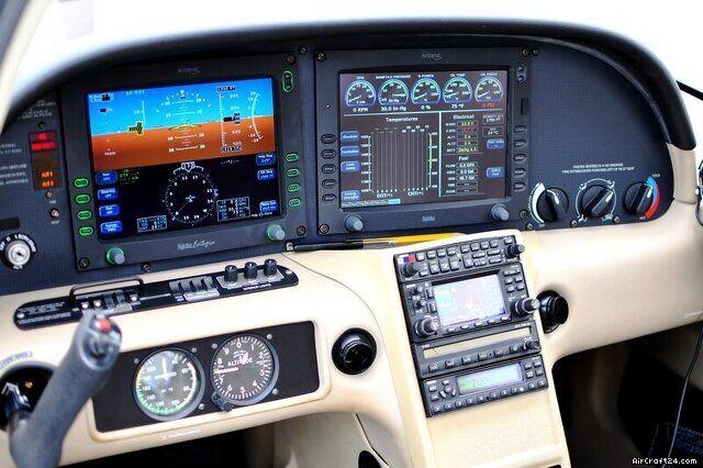 Cirrus SR20, fotografía 2 de 3