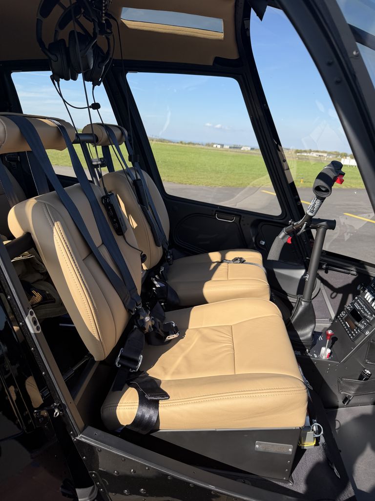 Robinson R44, fotografía 6 de 10