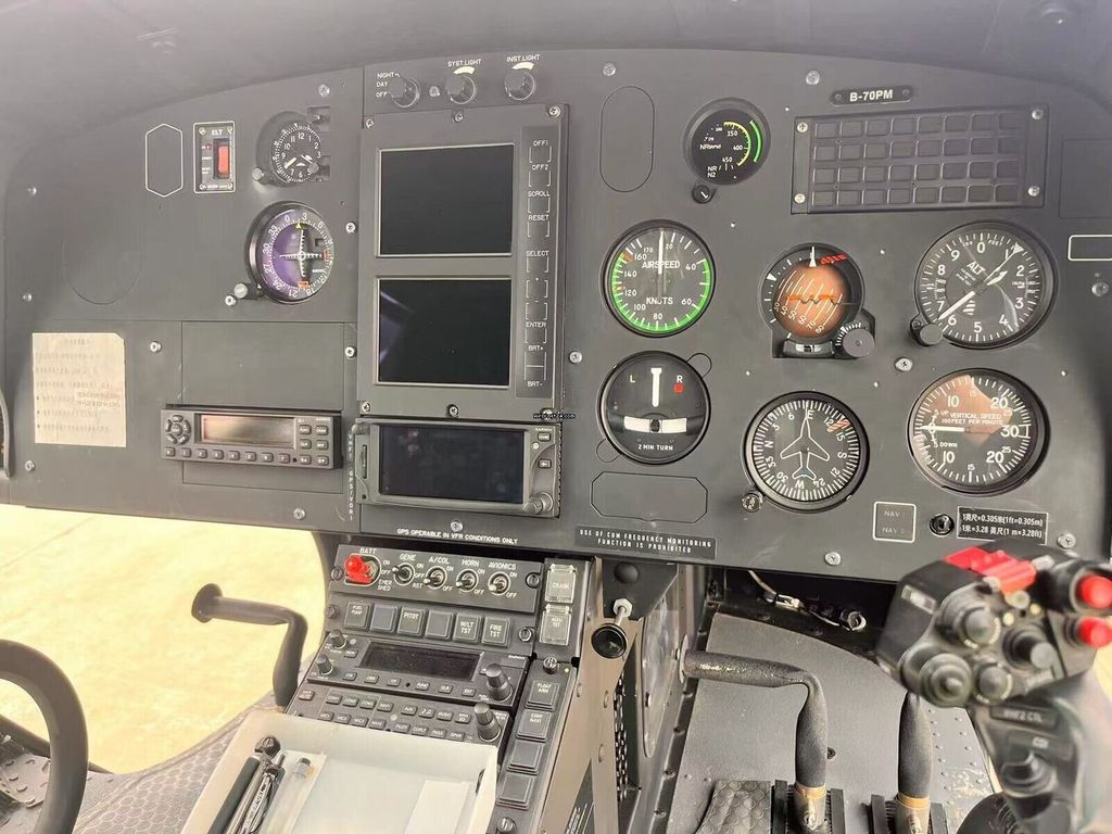 Aérospatiale AS350, fotografía 2 de 5