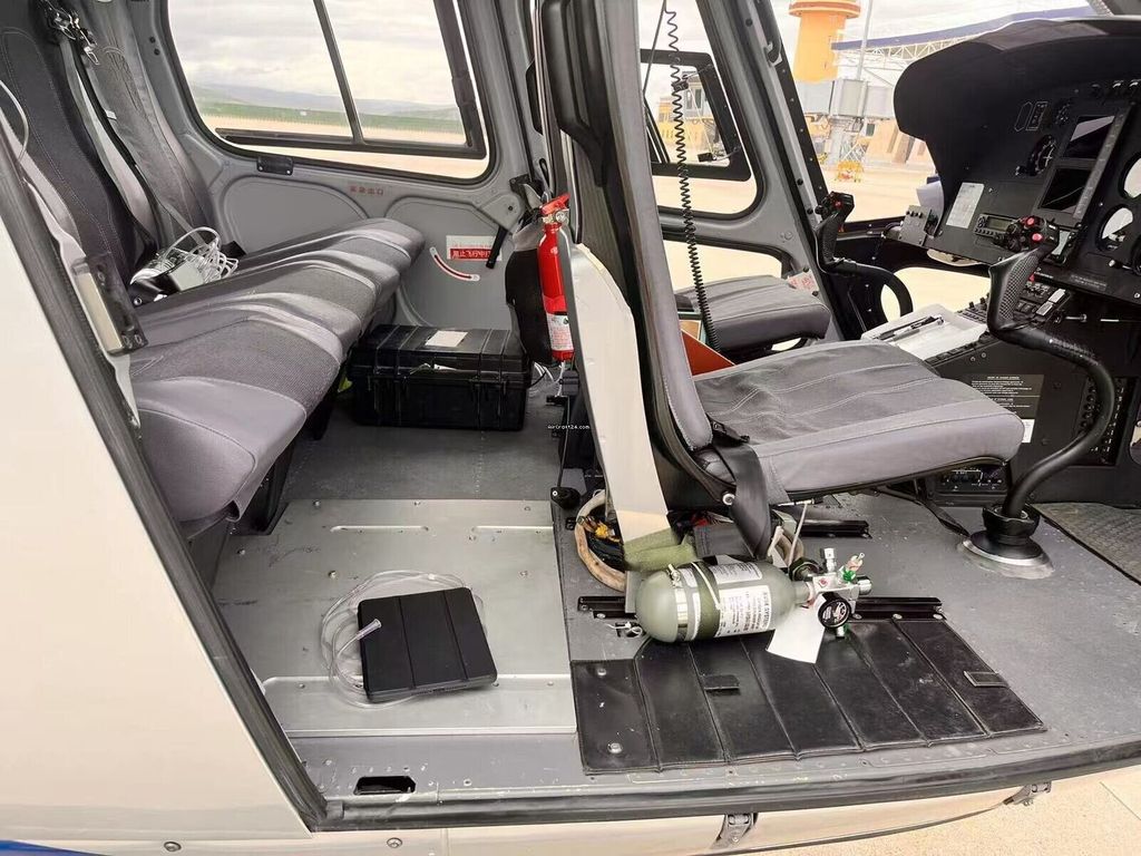 Aérospatiale AS350, fotografía 3 de 5