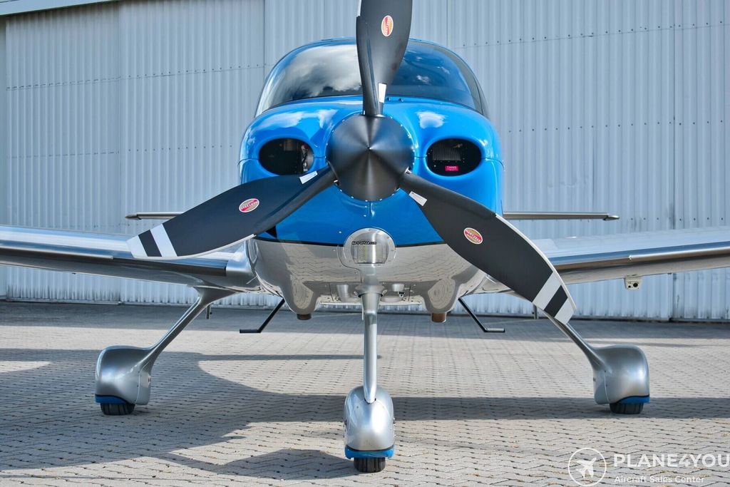 Cirrus SR22 G6, fotografía 9 de 20