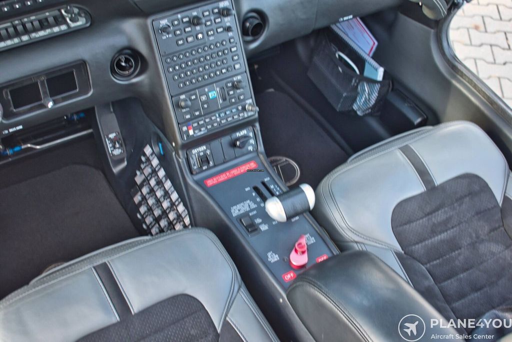 Cirrus SR22 G6, fotografía 14 de 20
