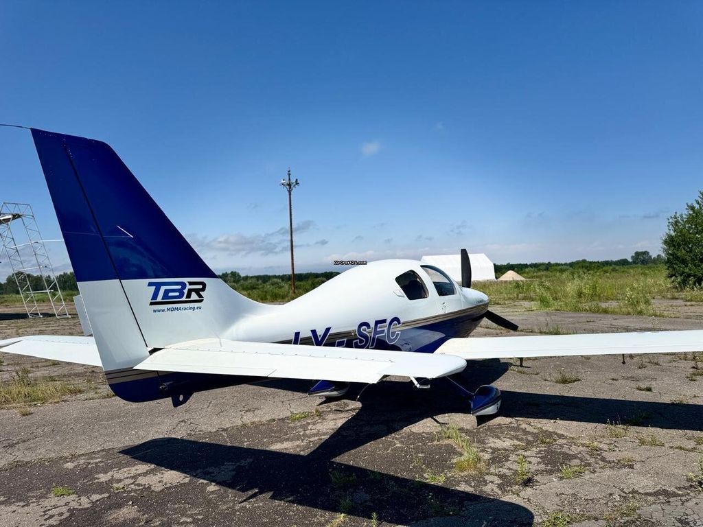 Columbia 300, fotografía 7 de 20