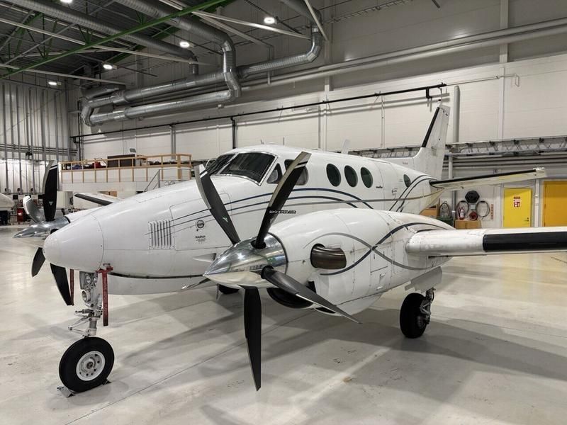 Beechcraft C90, fotografía 1 de 7
