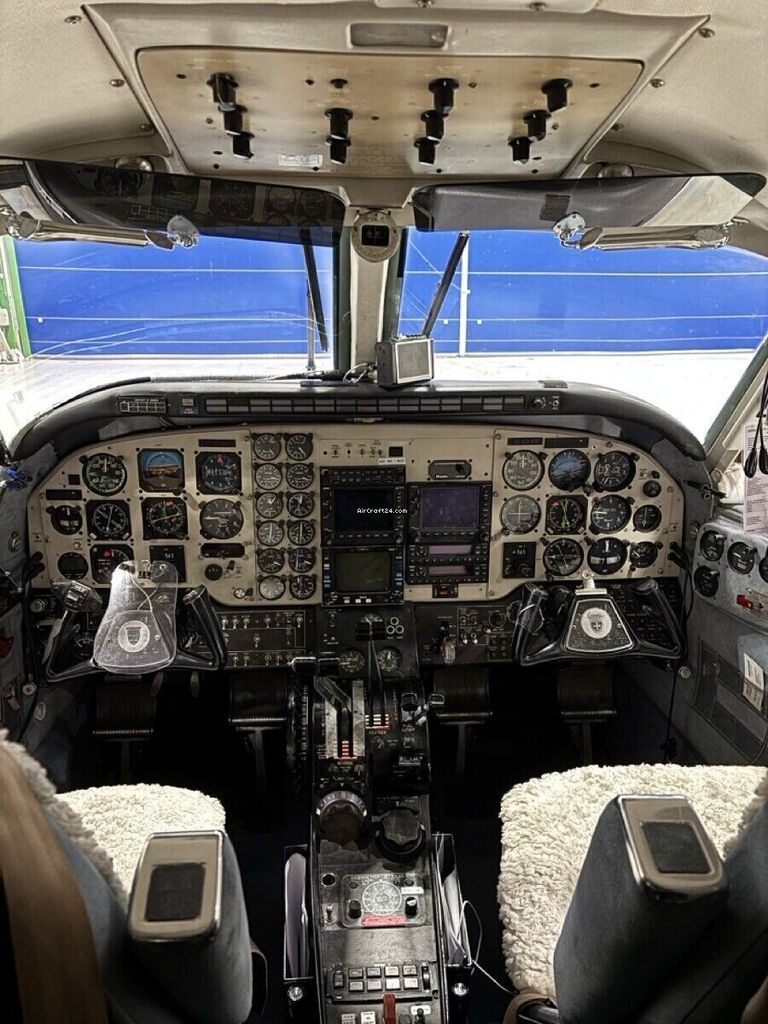 Beechcraft C90, fotografía 7 de 7