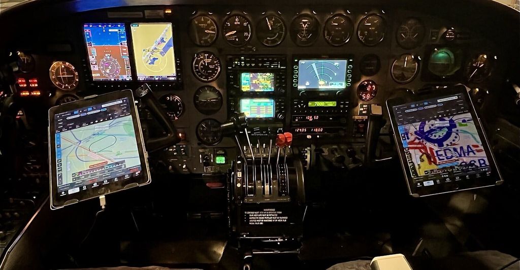 Cessna 421C Golden Eagle, fotografía 4 de 5