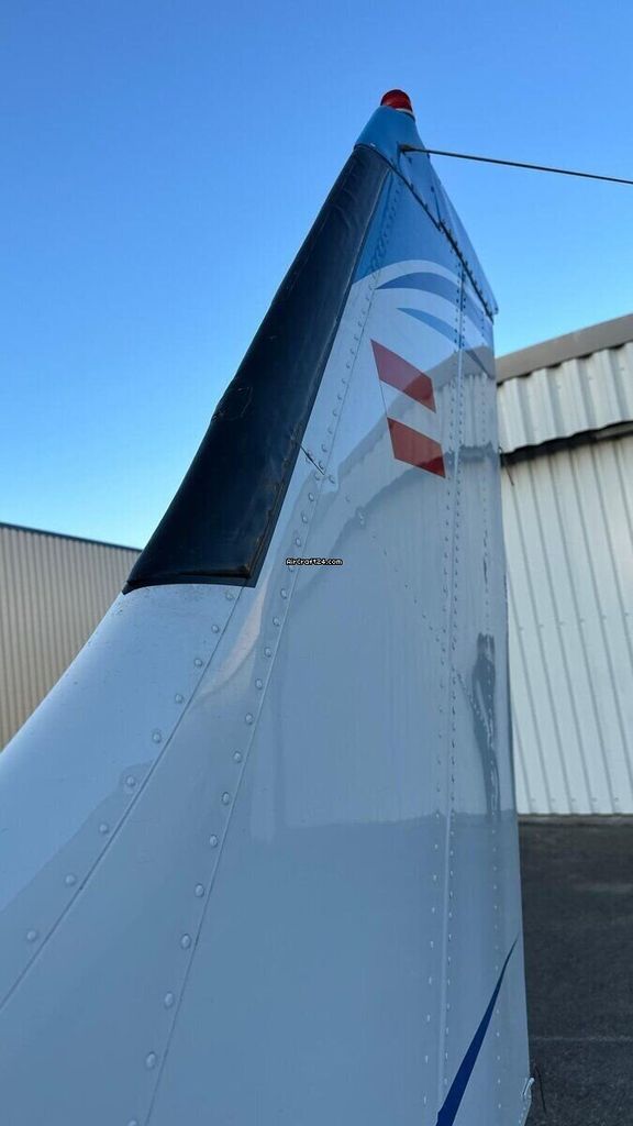 Cessna Turbo 210N, fotografía 8 de 9