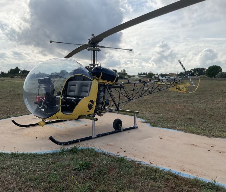 Bell 47 G2, photo 2 sur 3