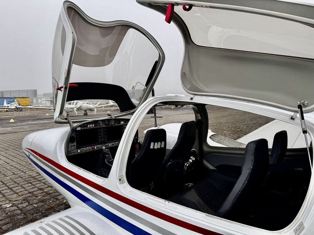 Diamond DA42, fotografía 3 de 9
