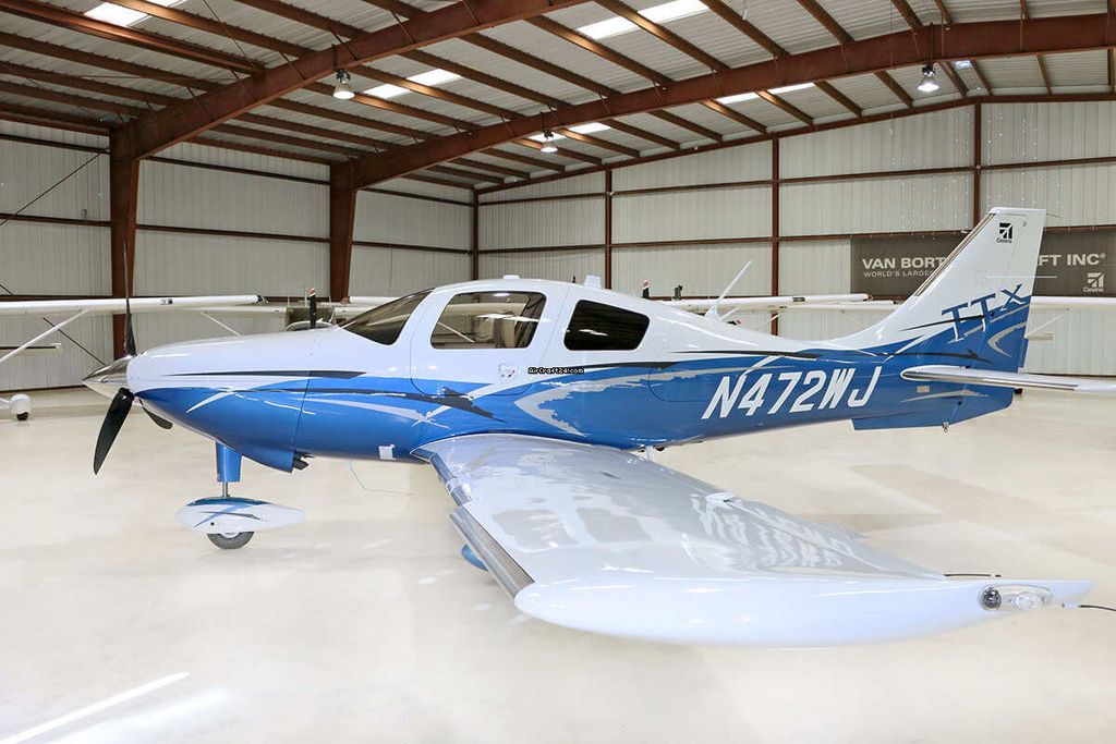Cessna T240, photo 1 sur 6