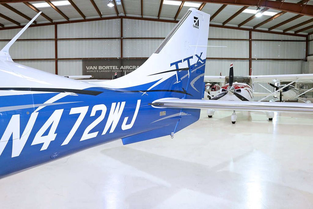 Cessna T240, photo 4 sur 6