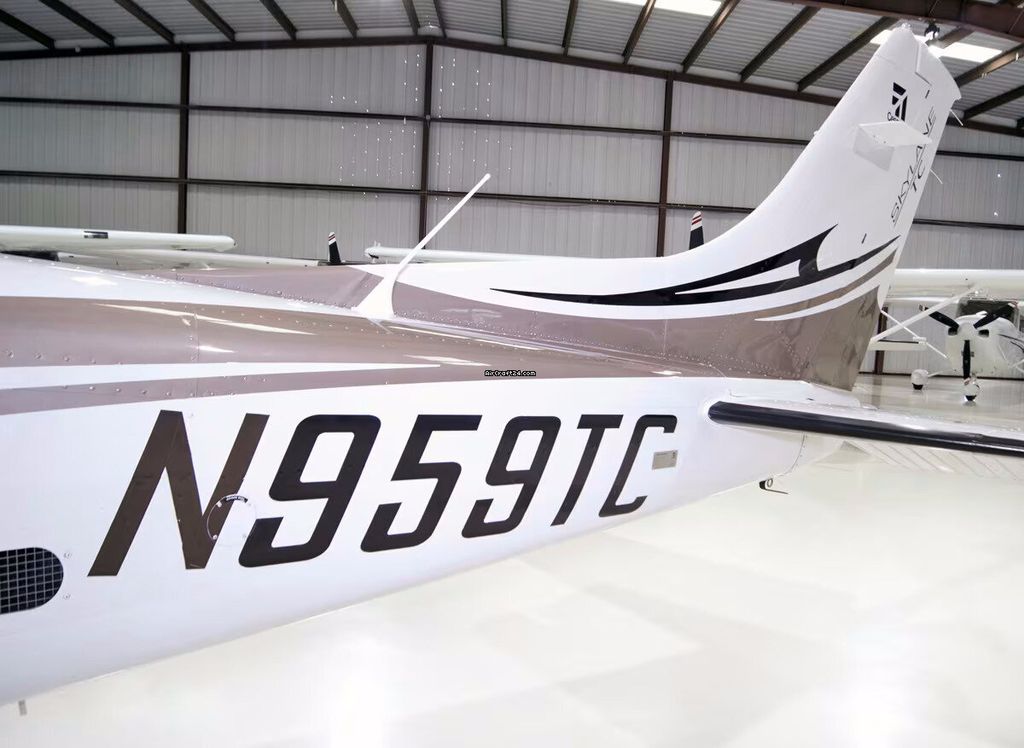 Cessna T182, Foto 4 von 6