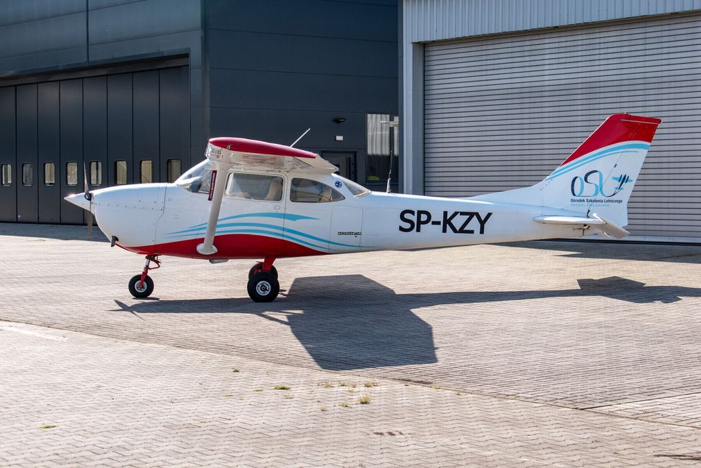 Reims F172, fotografía 2 de 20